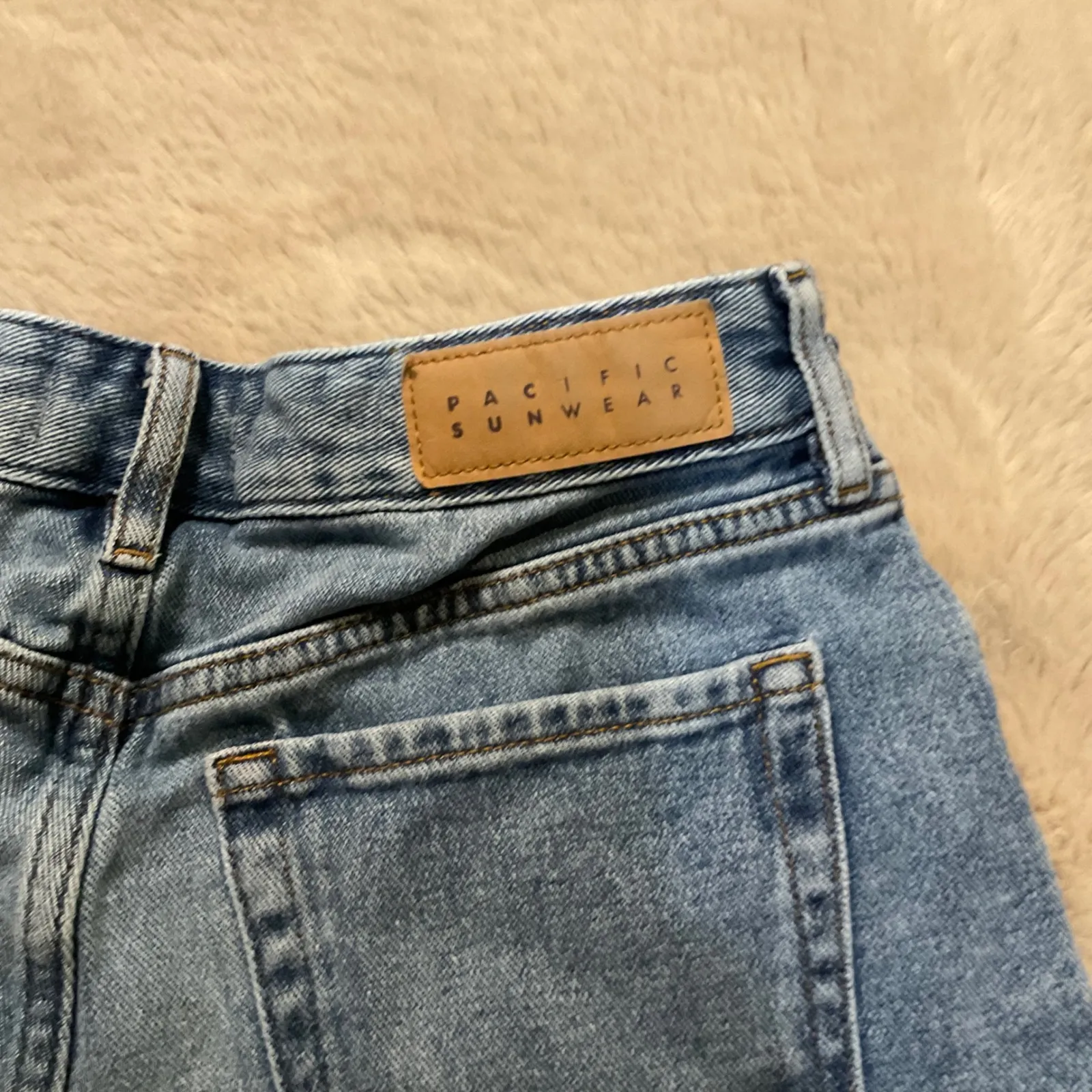 Pacsun Denim High Rise Festival Shorts Size 27 Light Wash Raw Hem Womens - Image 8