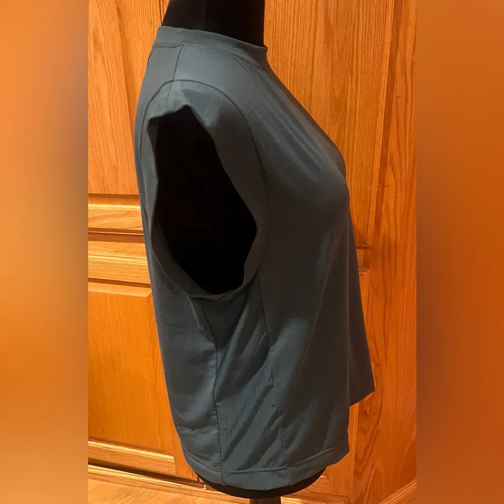 Sweaty Betty Breathe Easy Boxy-Fit Stretch-Jersey T-Shirt Top Green Size Small - Image 7