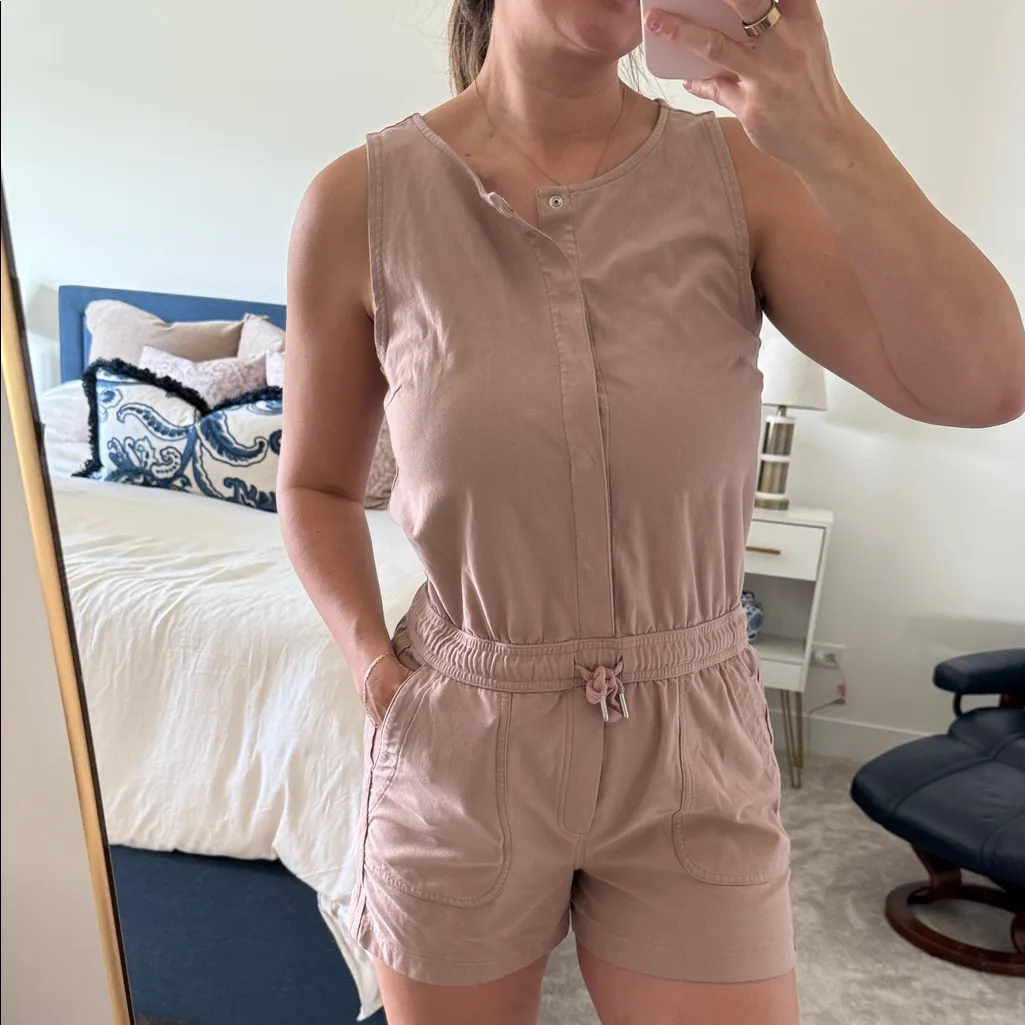Athleta Farallon Romper, Mocha Latte SIZE M - Image 8
