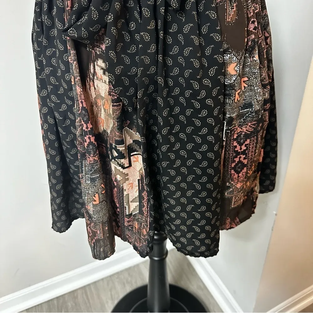 Boho Print Short Skirt in Size Large Brown - Image 3