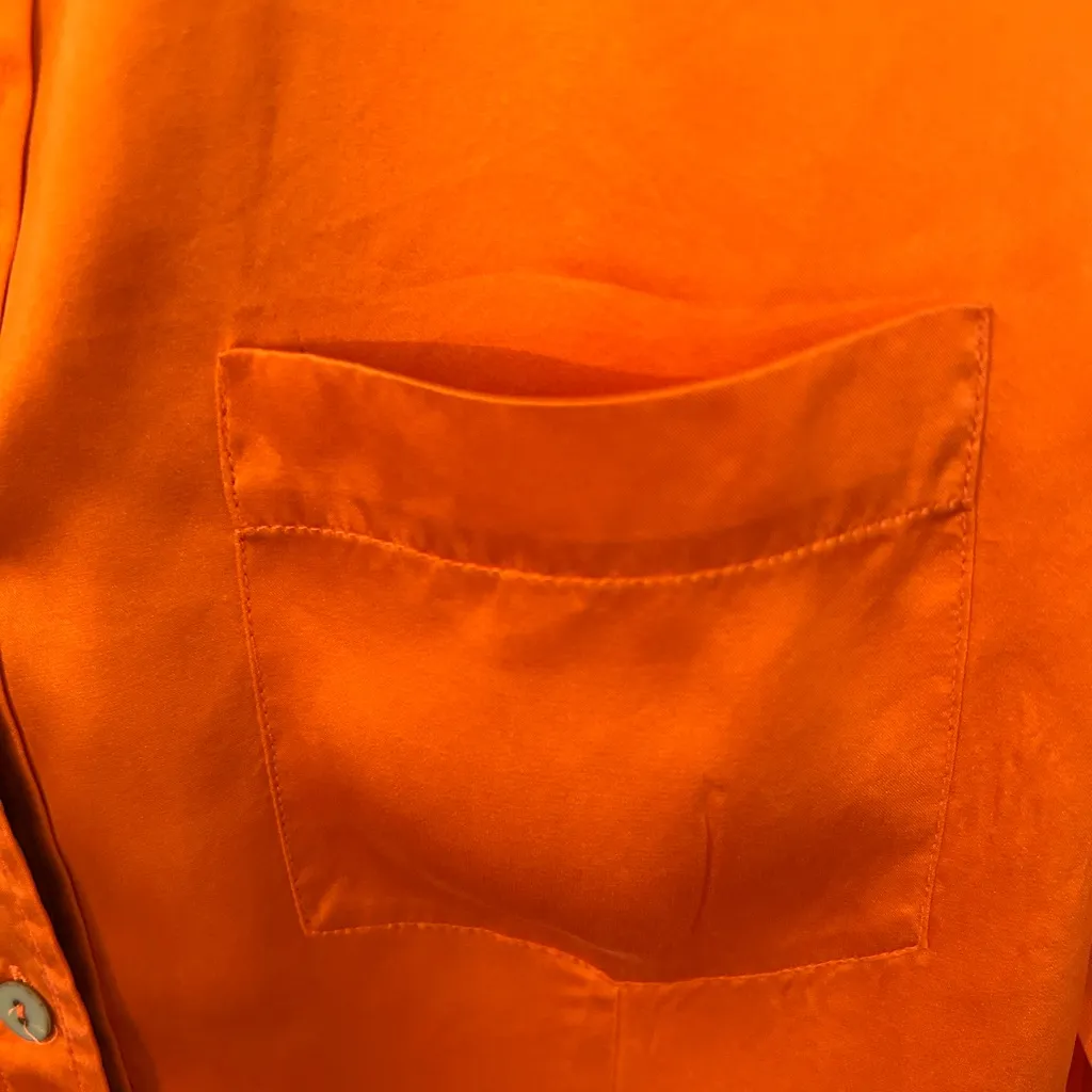 Robbie Bee Luxury %100 silk button down with cheetah print cuffs! - Image 3