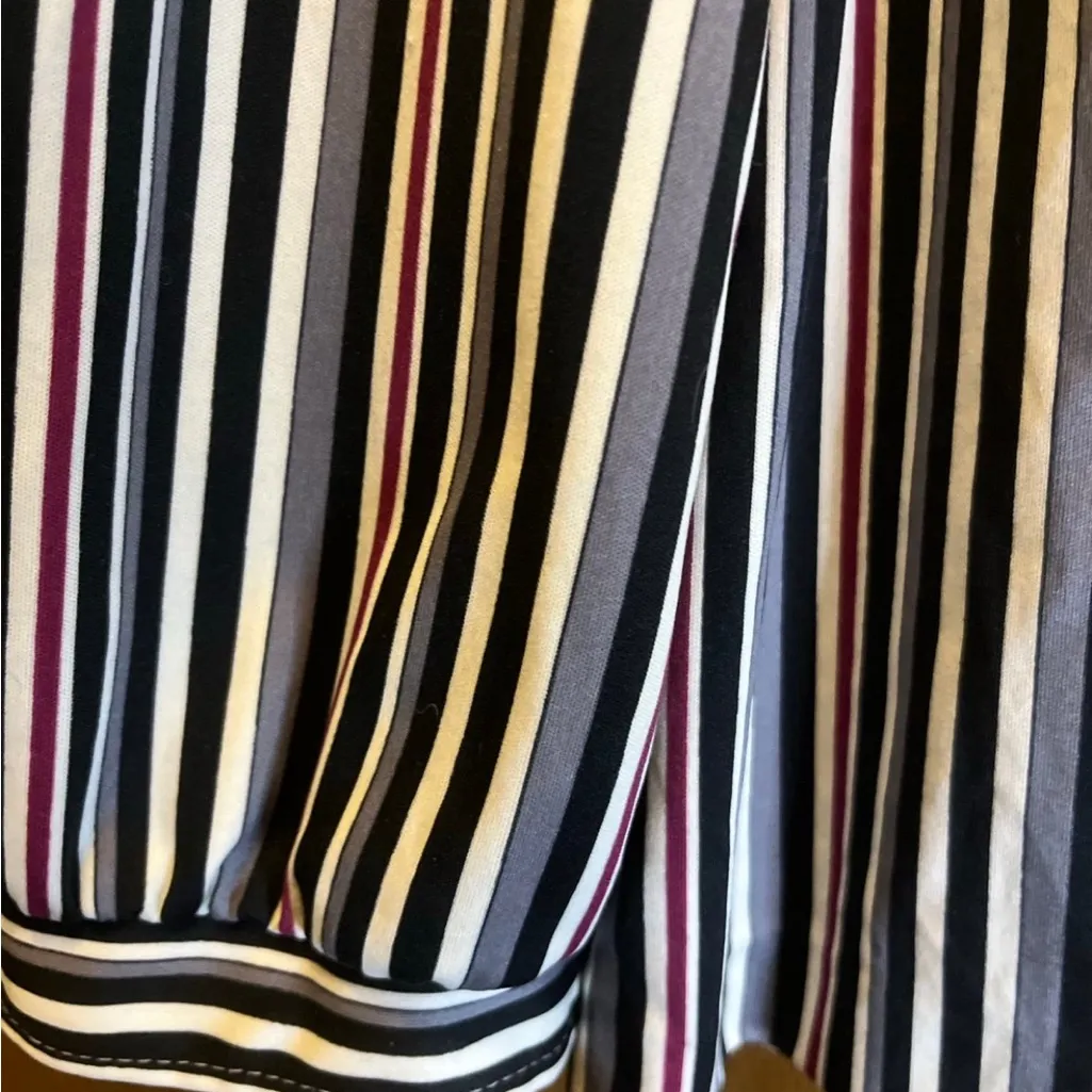 Black‎ and White Relaxed Button Down Shirt with Notched Collar Black Size 42 - Image 3