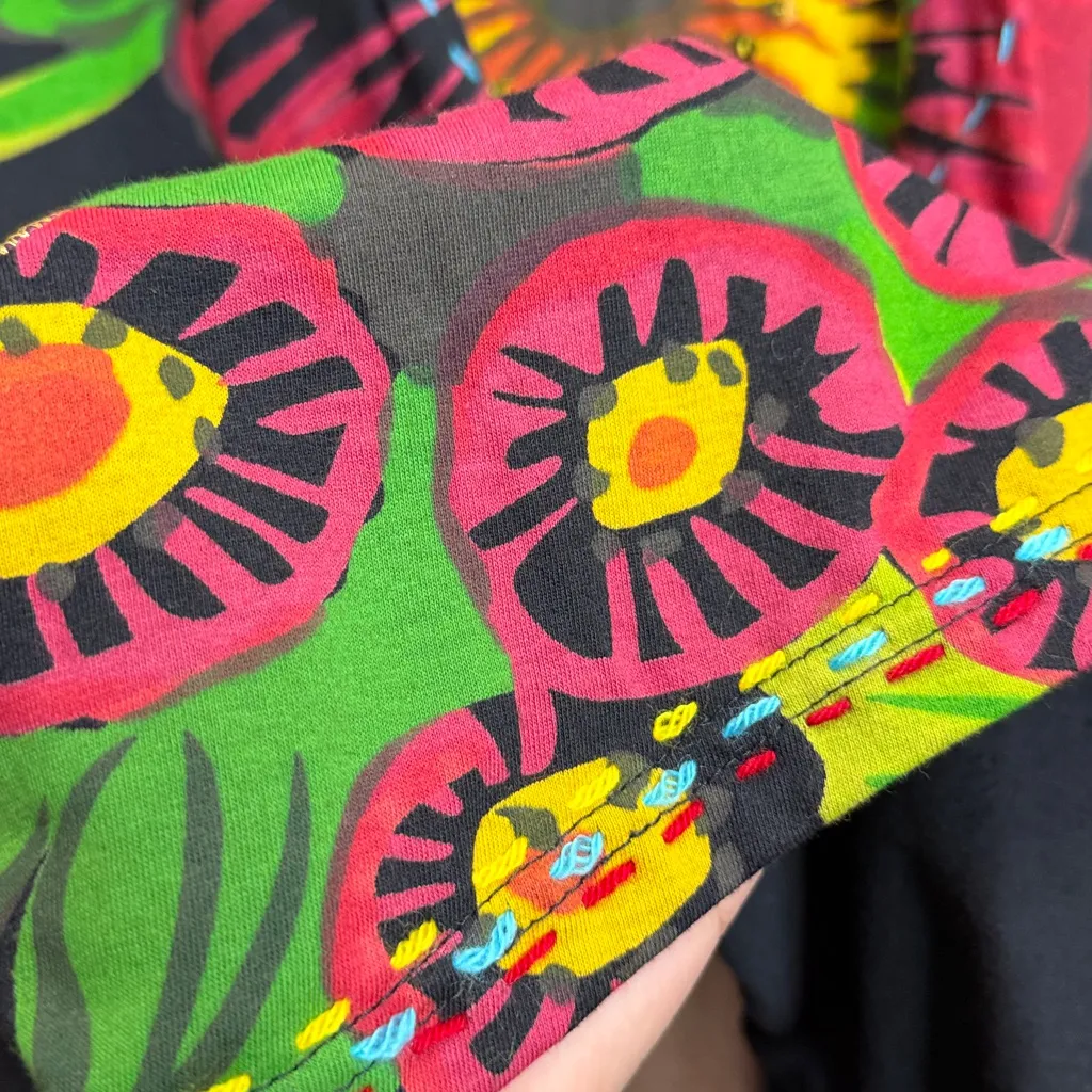 Desigual Black Floral Sleeveless Tunic Top Asymmetrical Hem. Size XL - Image 5