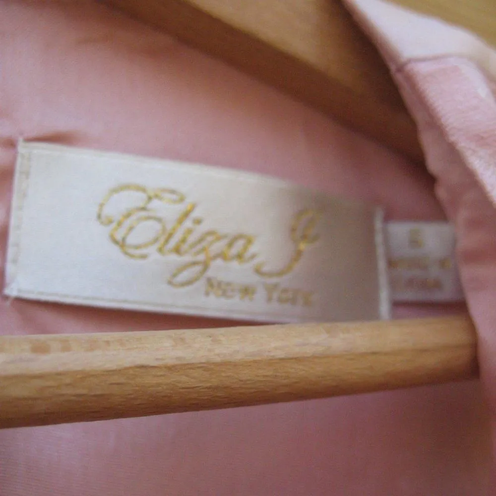 Eliza J Vintage  Pink Brocade Fit and Flare Dress Pockets - Image 11