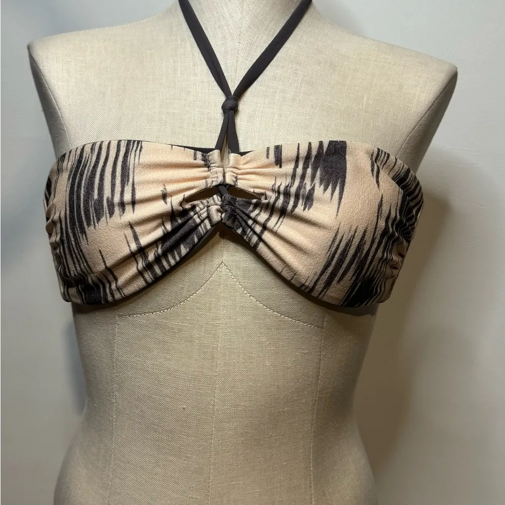 Dolce Vita NWT swimwear top Size Medium Gray - Image 2