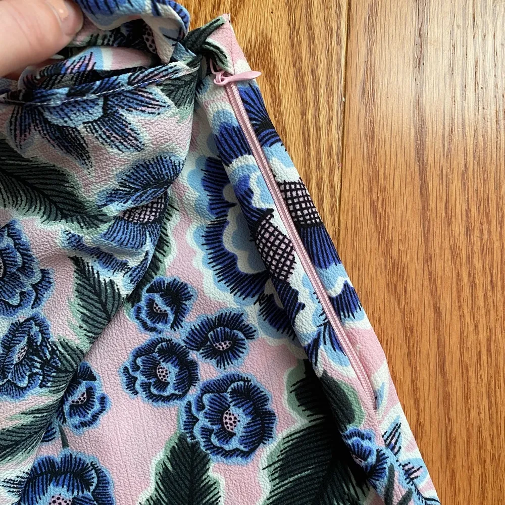 Show Me Your MuMu Pink and Blue Floral Print Wrap Skort Size Small - Image 4