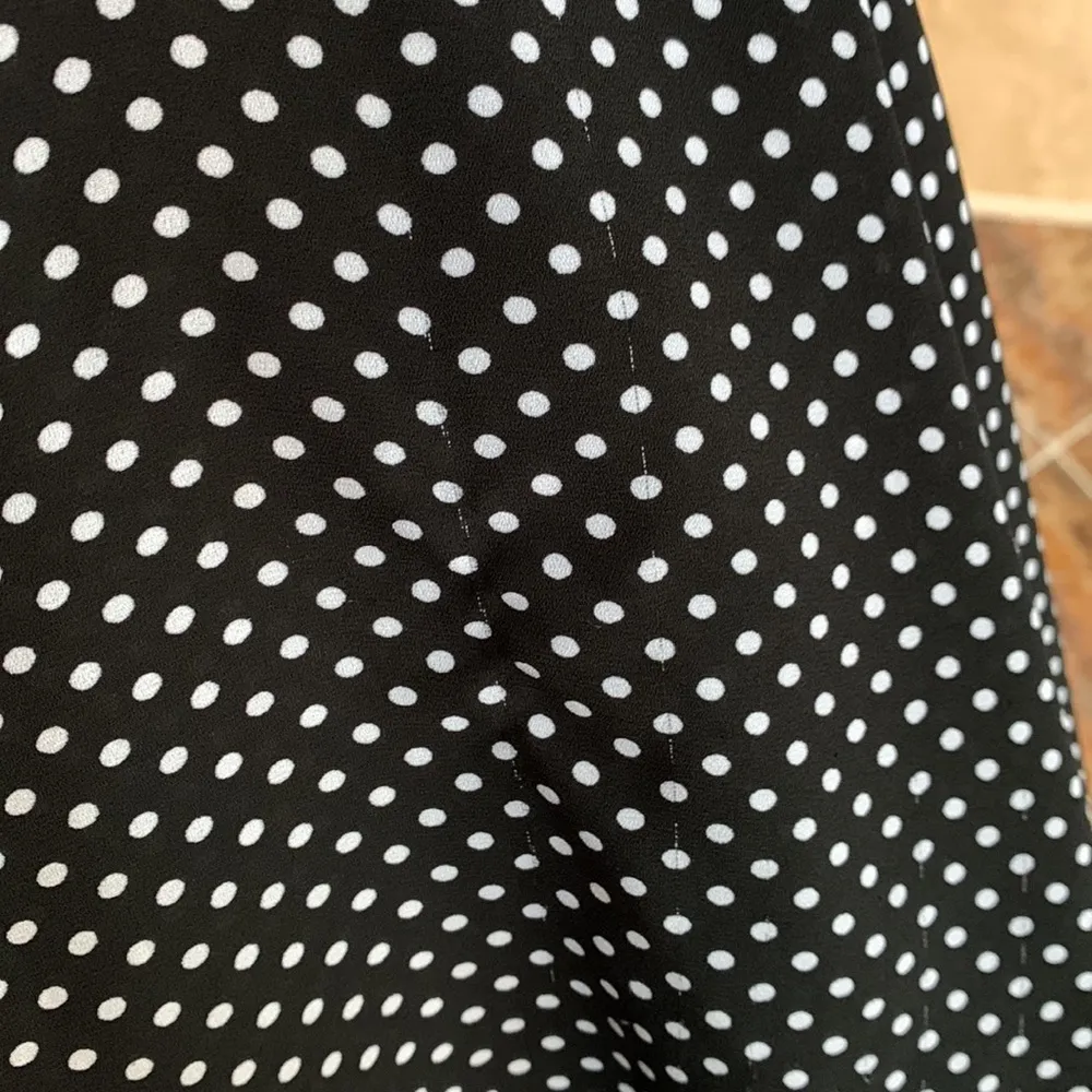 Philosophy black with white polka dot tank. Size Small - Image 9