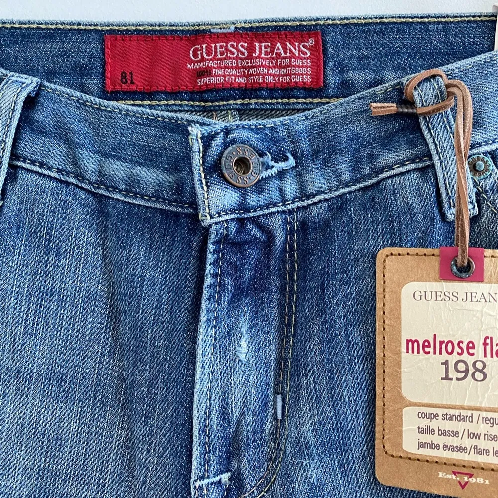Guess Vintage Melrose Flare Regent Dazzel Vintage Wash Jeans Size 31 NEW - Image 3