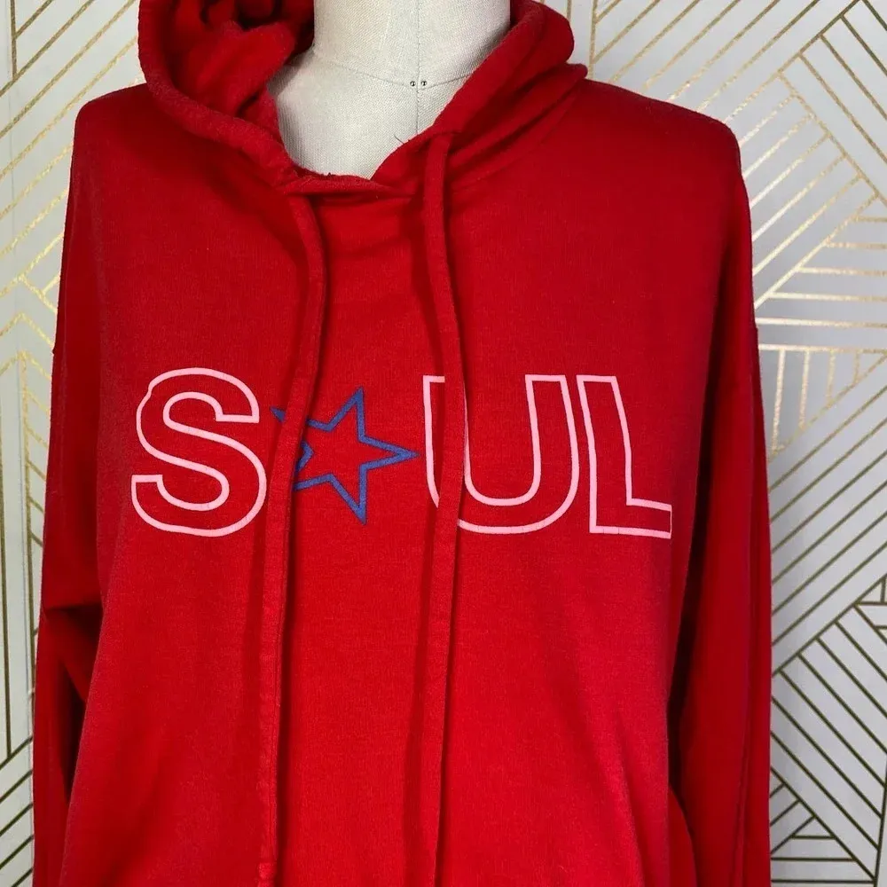 SoulCycle Star Logo Cropped Red Hoodie Sweatshirt Size US Medium - Image 4