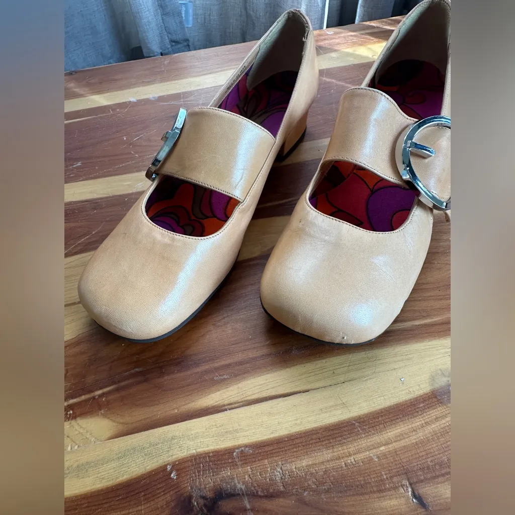 Vintage 1960s 1970s Sro D’Miguel “Roxy” Mod Buckle Mary Janes Shoes Tan Size 7 - Image 9