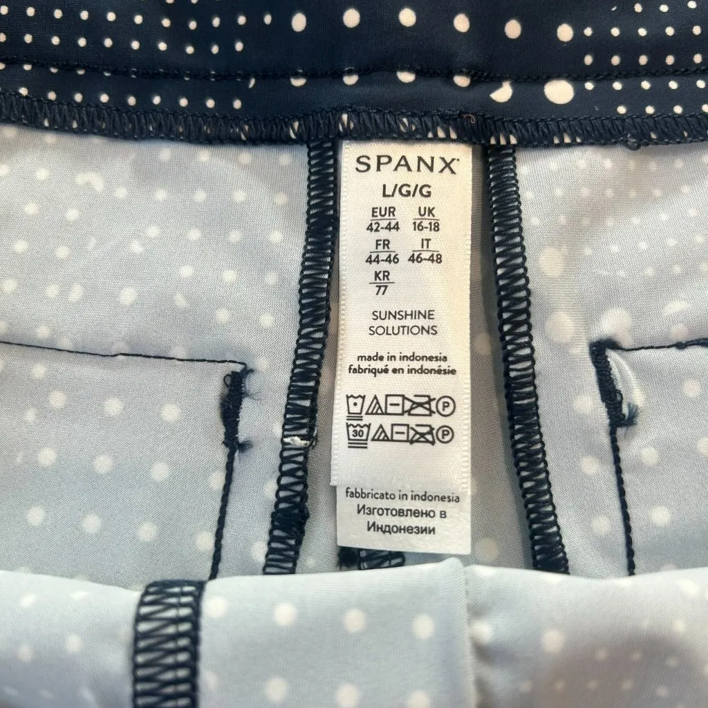 Spanx NWT Navy Dot Sunshine Short Women's Q29 - Image 4