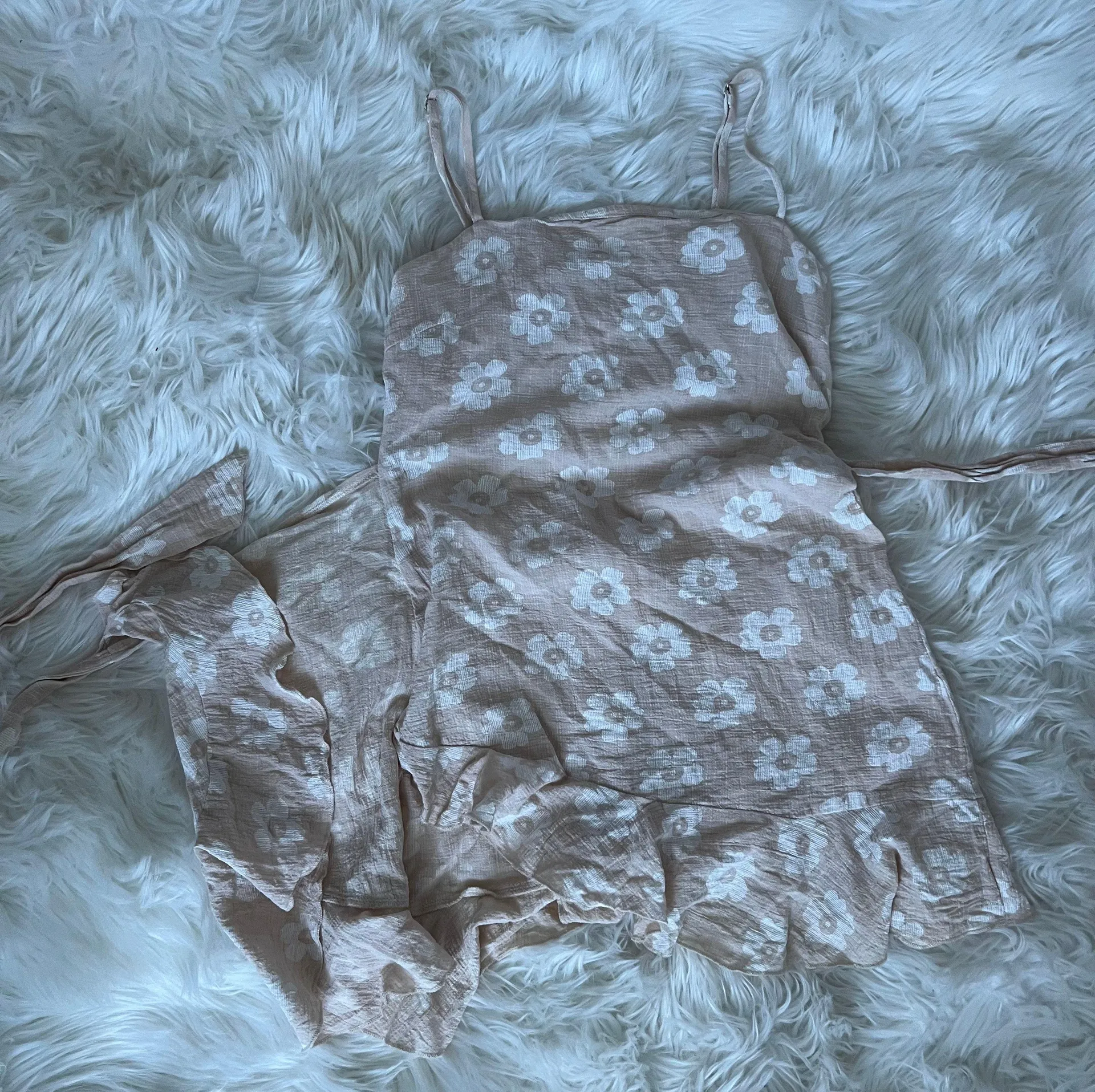 Princess Polly Wrap Dress Beige - Image 4