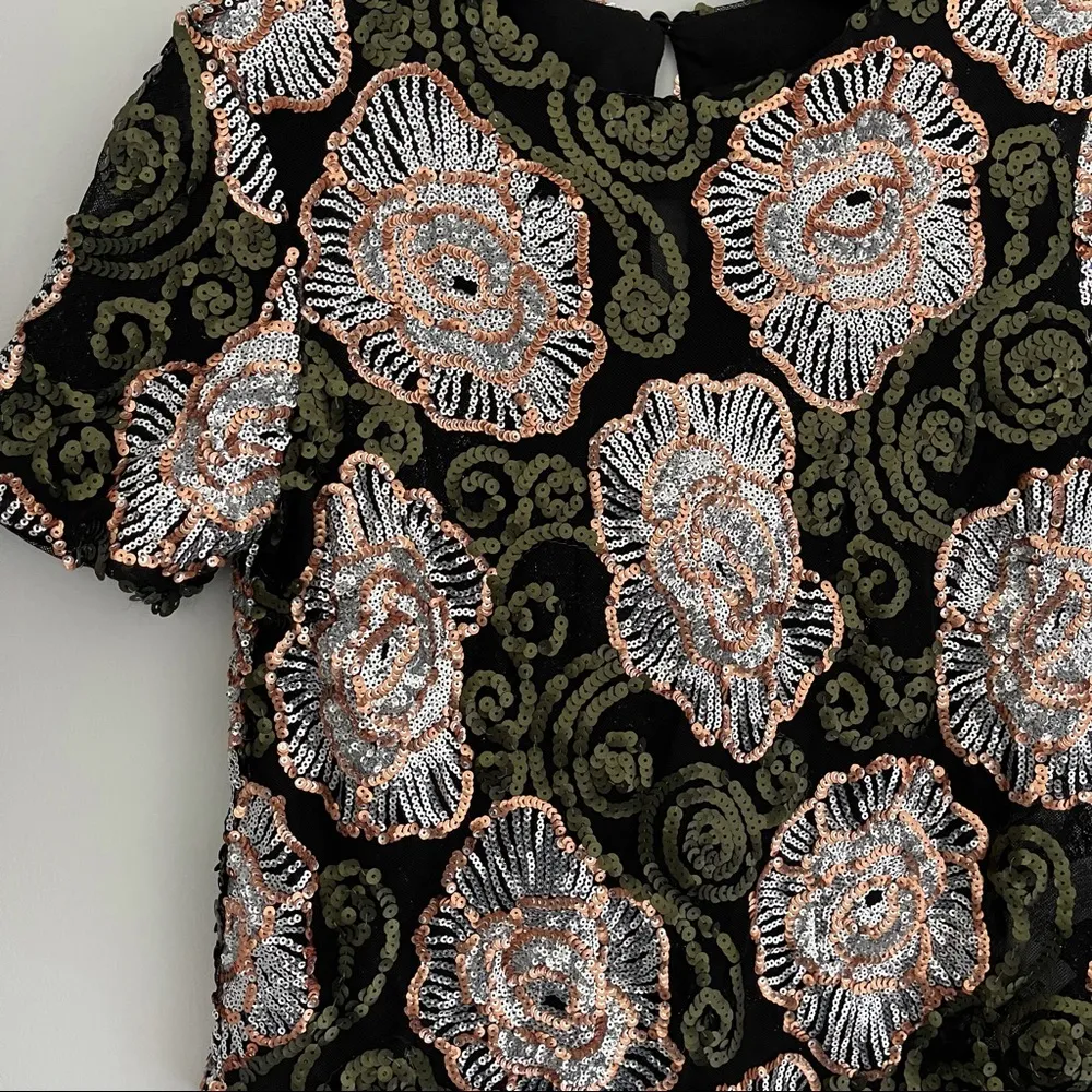 Endless Rose Sequin and Mesh Floral Crop top - Image 3