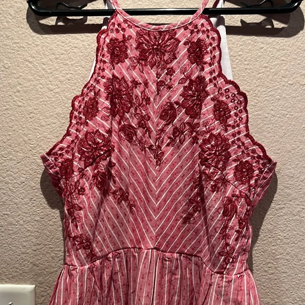 Charlotte Russe Striped Embroidered Halter Dress Size Small - Image 3