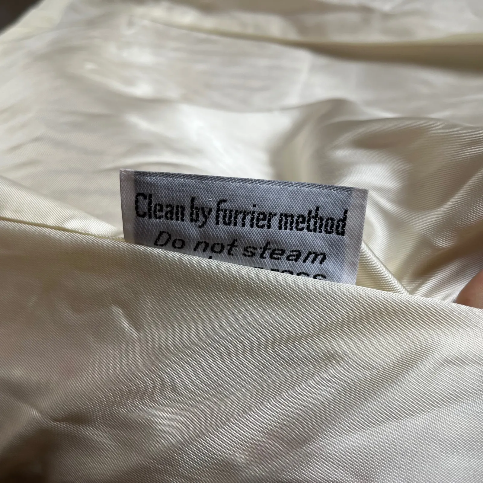 Jacques Saint Laurent Genelle Ivory Faux Fur Coat Jacket Size M/L Vintage White Size M - Image 7