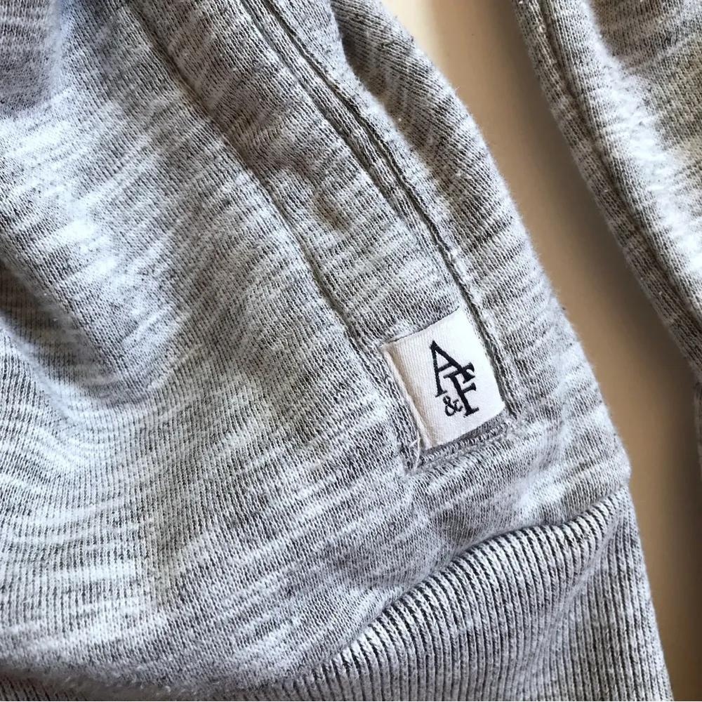 Abercrombie & Fitch Grey Asymmetrical Zip Hoodie Med - Image 5