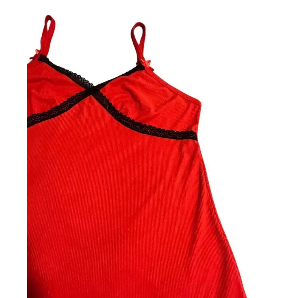 Love to Sleep Pajama Set 2 Piece Womens Size Small Red Black Cami Capri Bottoms - Image 4