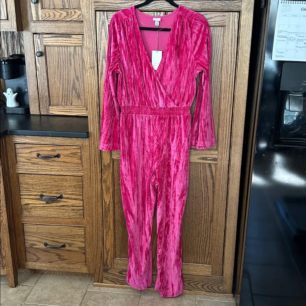 A New Day Pink Crushed Velvet Jumpsuit Womens Medium 70's Inspired Hyperfeminine - Image 4