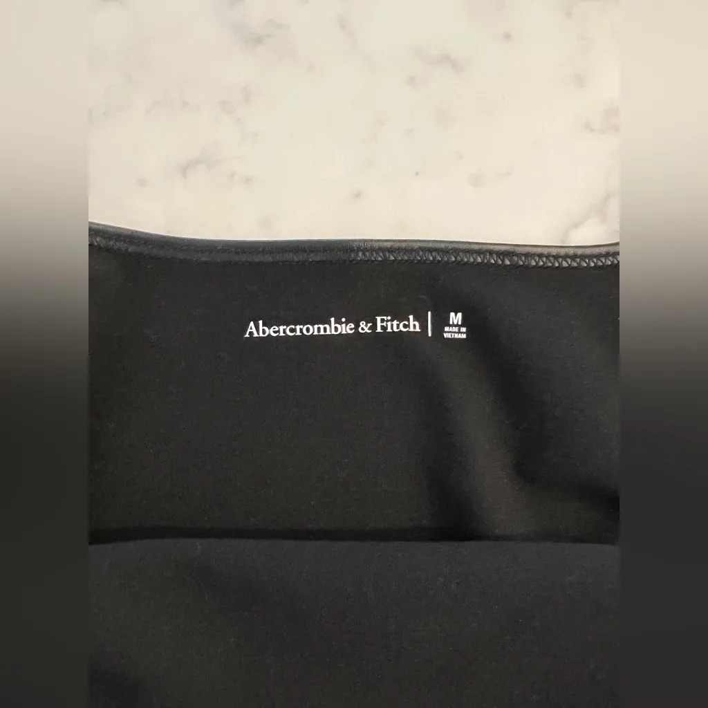 Abercrombie Faux leather black bodysuitmedium vegan leather NWOT - Image 4