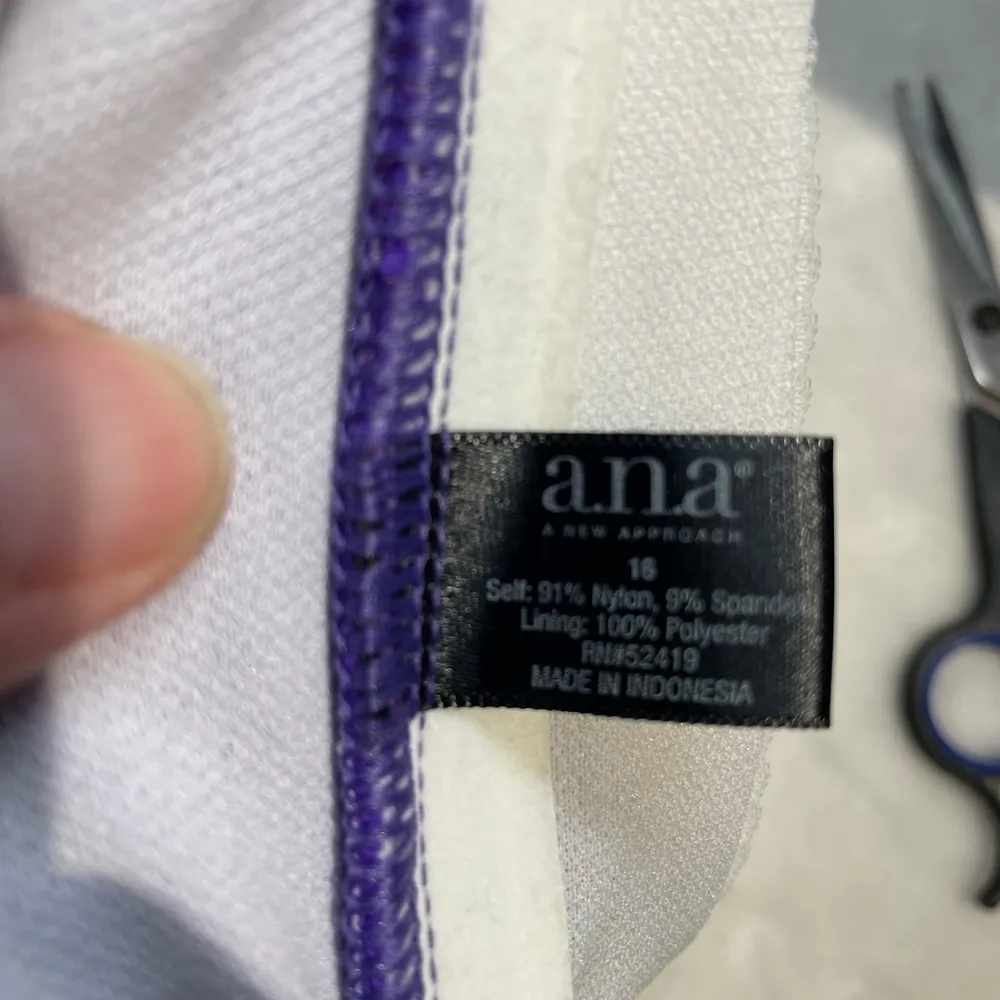 Ana one Piece women’s swimsuit - Image 4