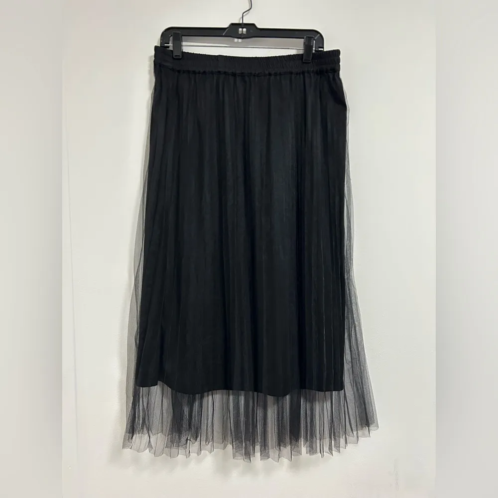 Truly 4 You Women's Casual Black Pleated Tulle Skirt NWOT Size L - Image 6