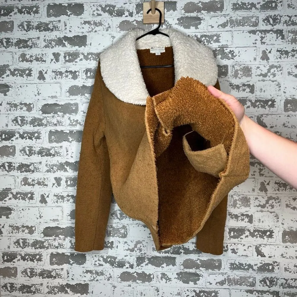 Barefoot dreams | women Sherpa fuzzy blazer two tone - Image 8