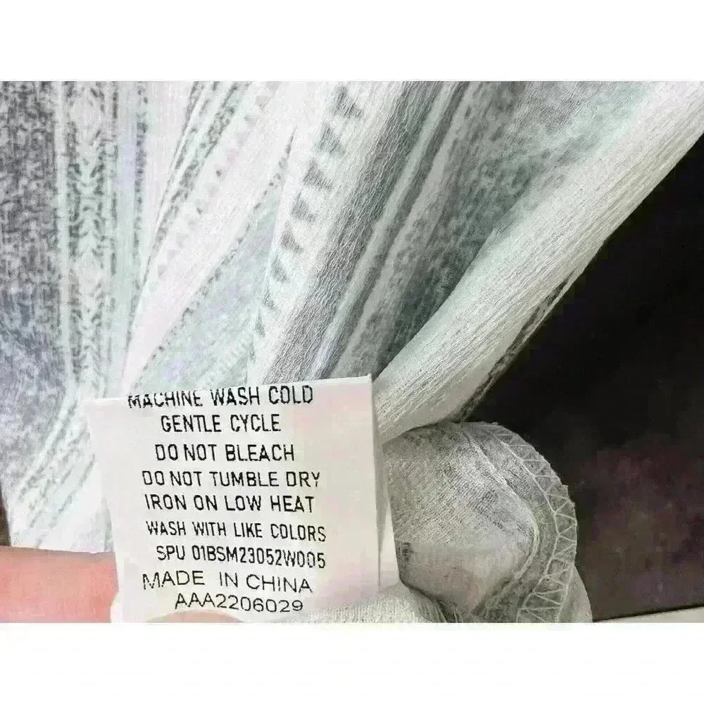 BloomChic Plus Size Work Blouse 14/16 V - Image 6