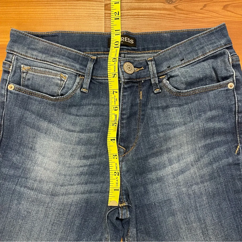 Express Denim Skinny Jeans Size 6 Women’s Mid Rise Stretch Raw Hem Blue Jeans - Image 9