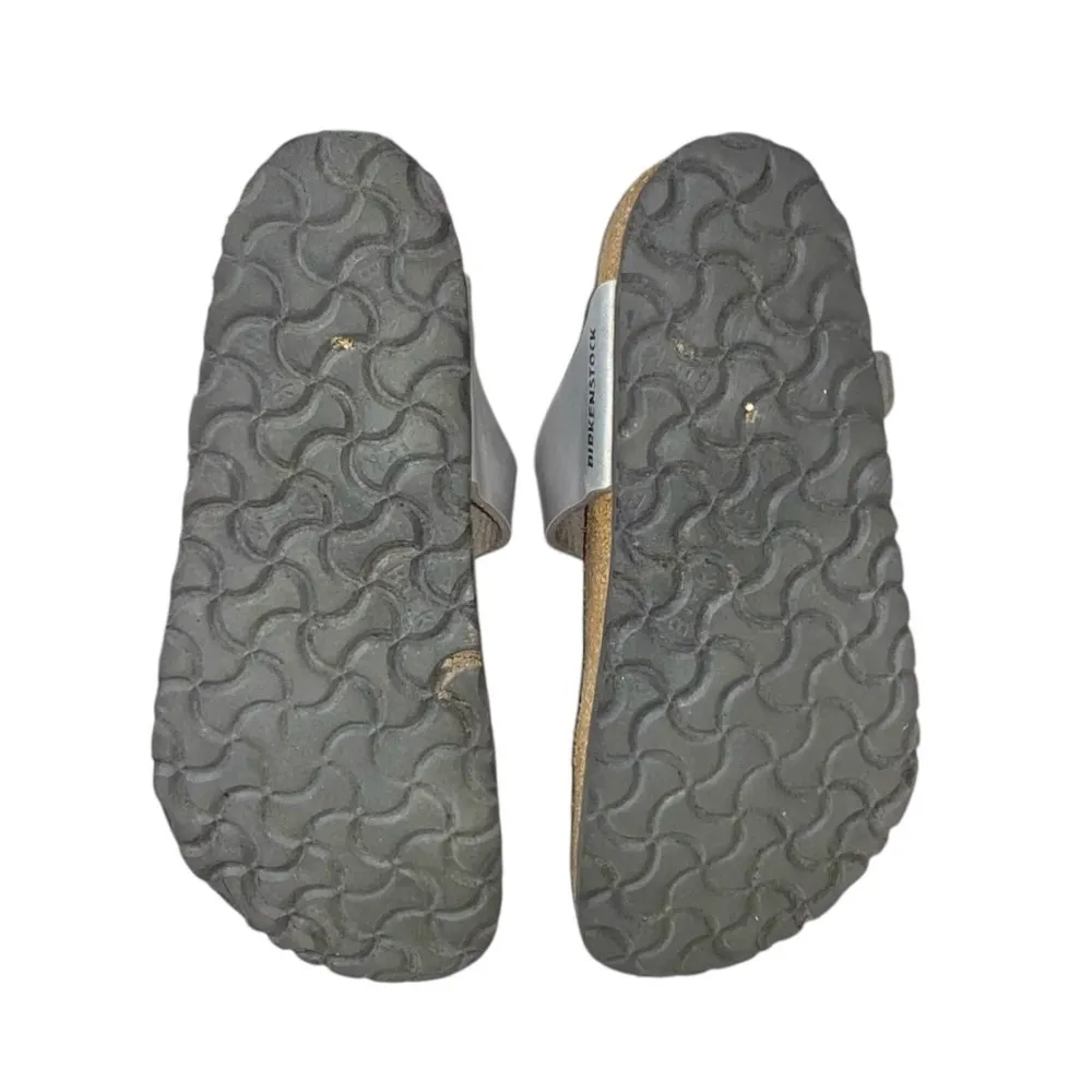 Birkenstock Gizeh Silver Birko-Flor Faux Vegan Leather Slip-On Thong Sandals - Image 7