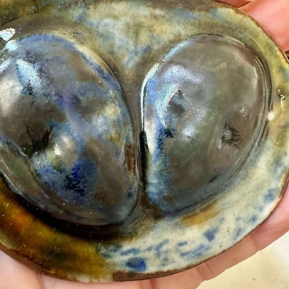 Gacrarski hand painted faces brooch - Image 9