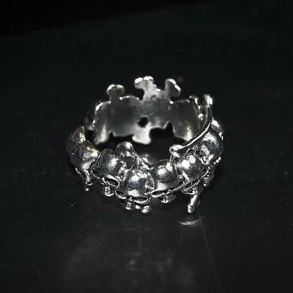 Gothic Skull and Bones Ring Silver Size 8 - Image 3