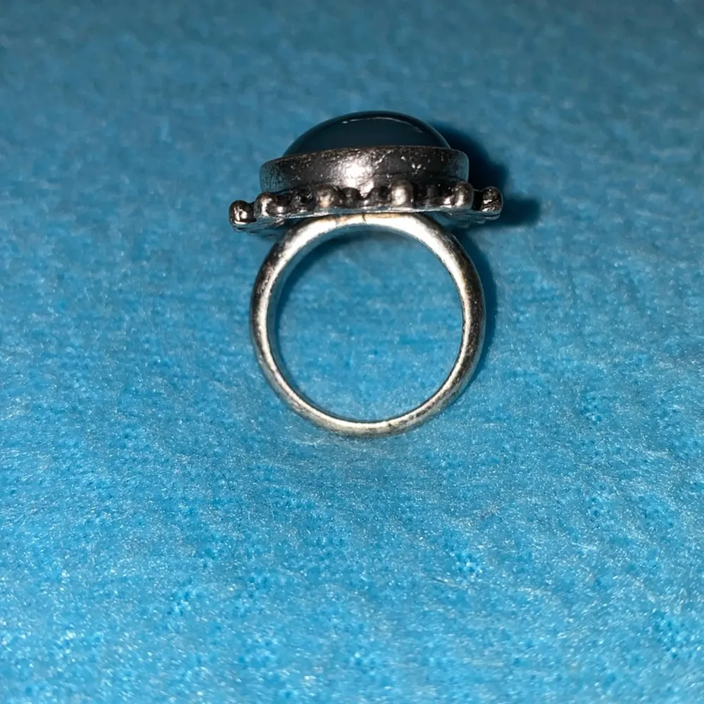 Statement ring greenish blue stone no makers mark Size 7.5 - Image 3