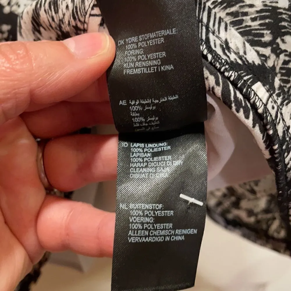 Reiss  Heidi Snake Print Flared Dress - Image 7