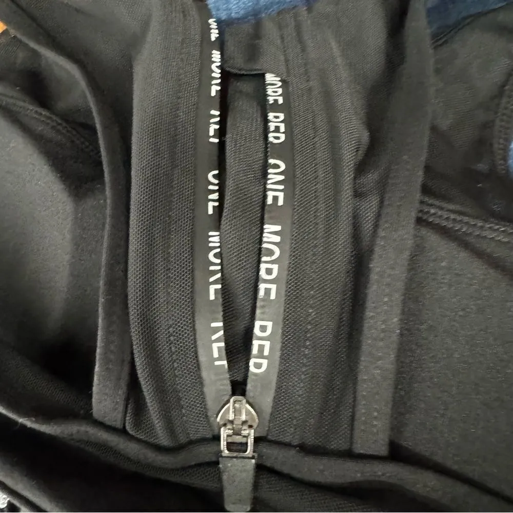 Zyia athletic sport bra size medium - Image 5