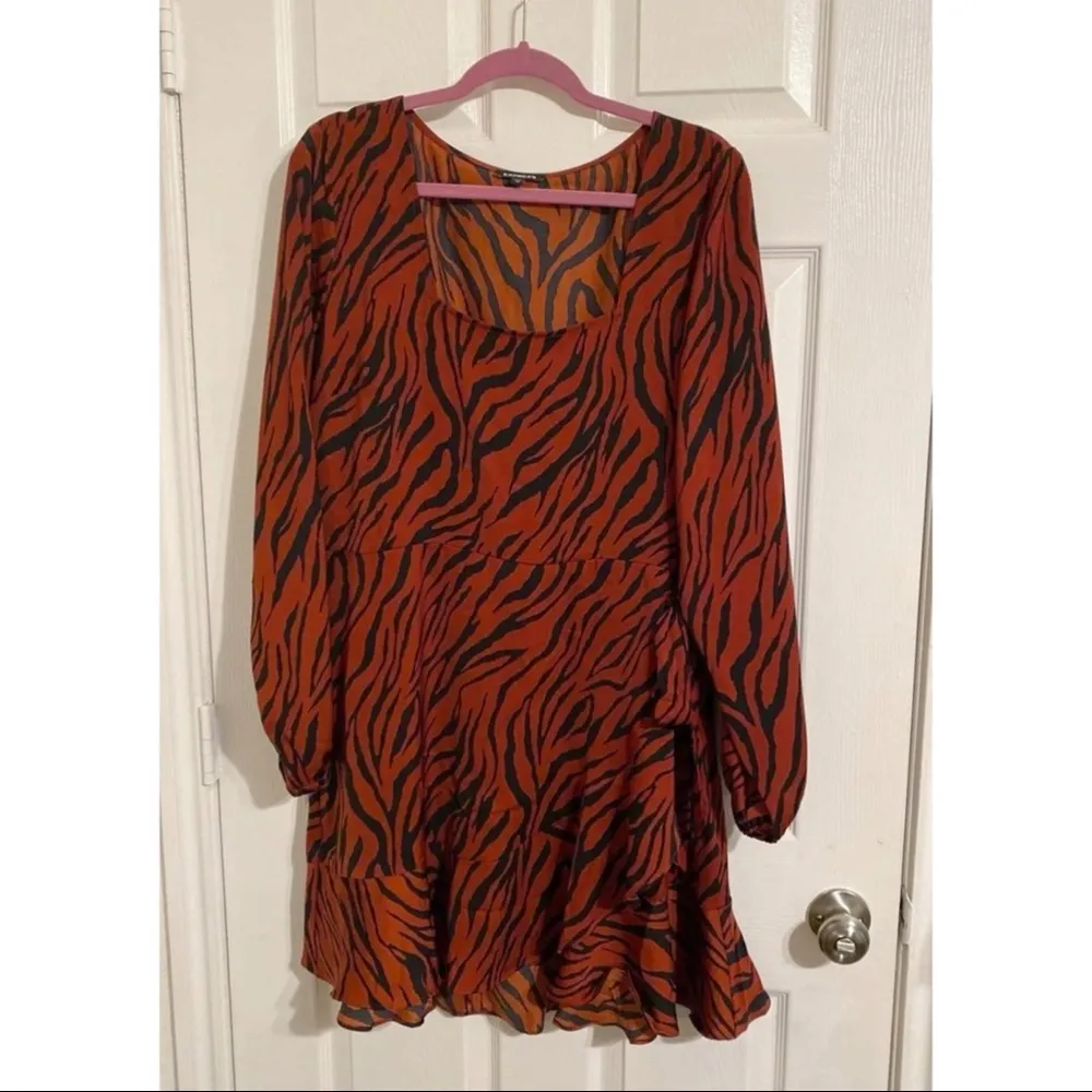 Express Tiger Print Square Neck Wrap Mini Dress - Image 3