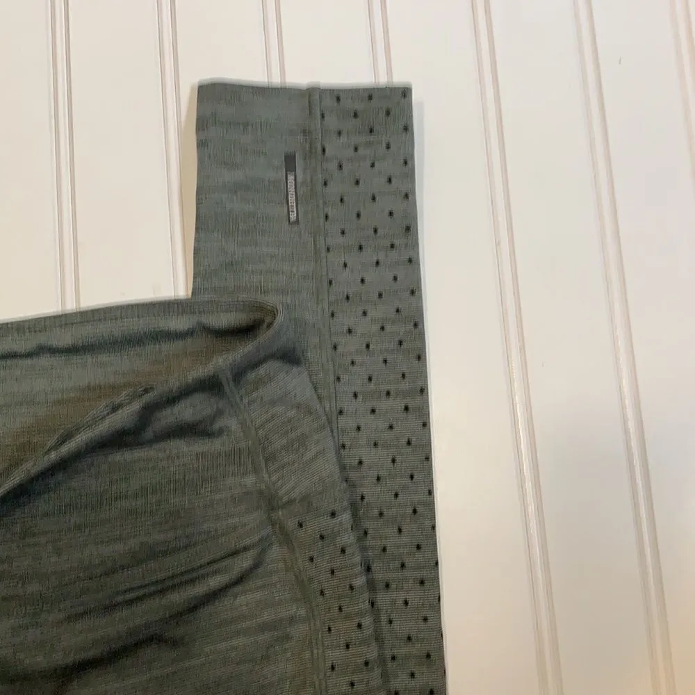 Mondetta olive green mesh workout leggings - Image 3