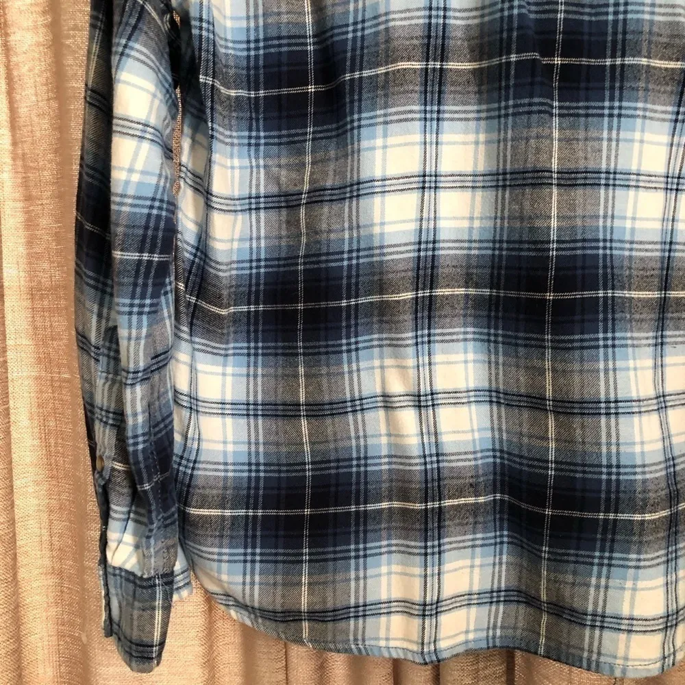Jachs Girlfriend Bea Blue Plaid Flannel Shirt - Image 10