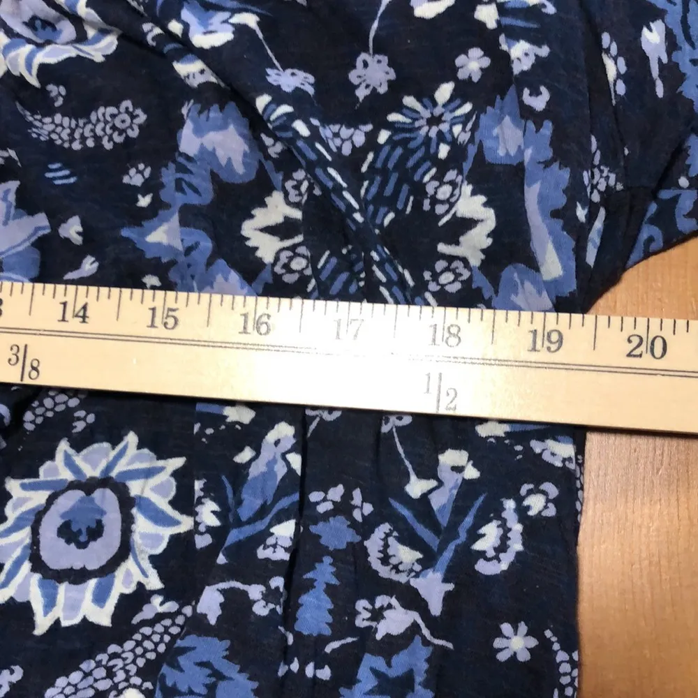 Short sleeve lightweight smock crochet neckline and boho look - Image 4