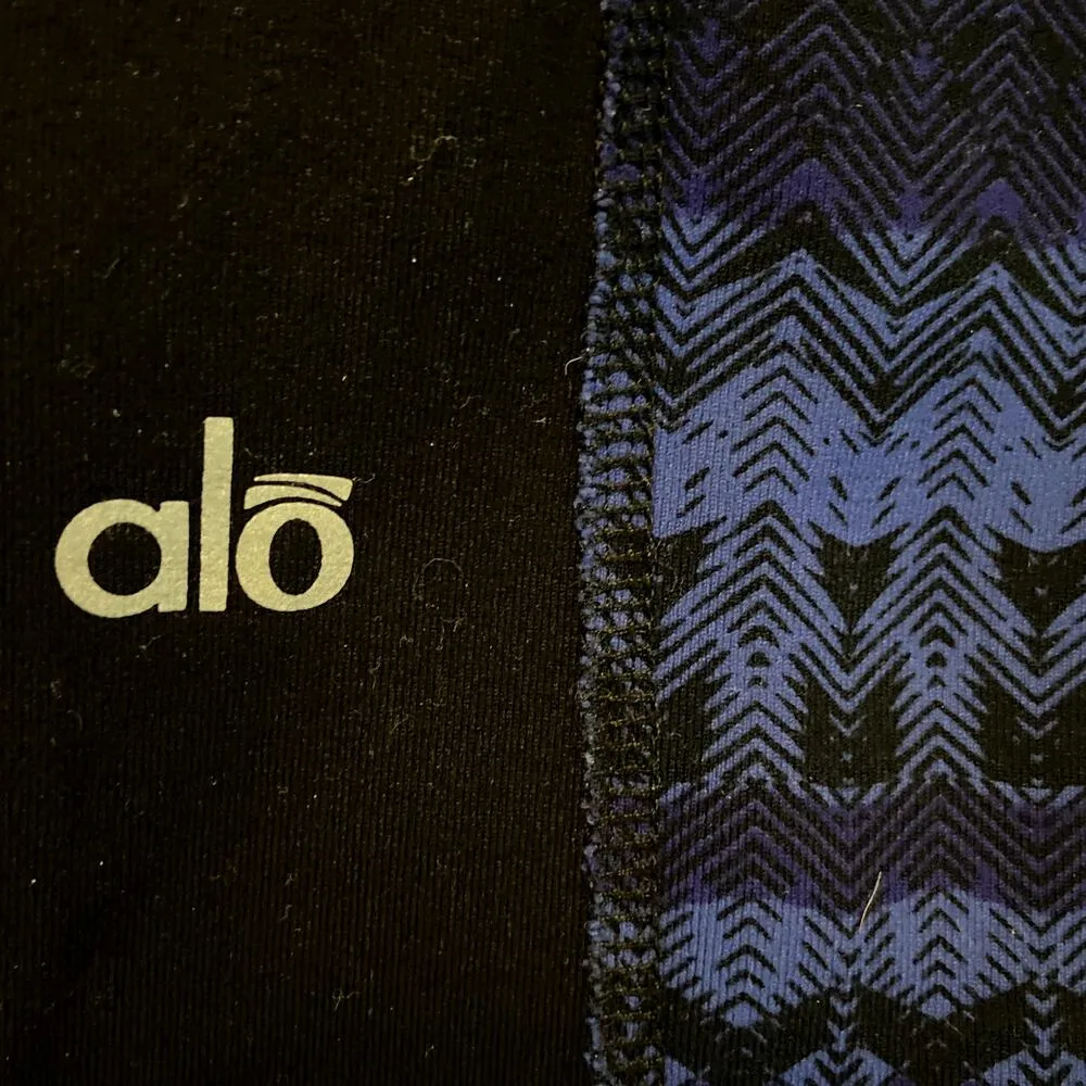 Alo Yoga Illusion 3 Legging High Waisted Patterned 7/8 Arctic Royalty Black 6 S - Image 4