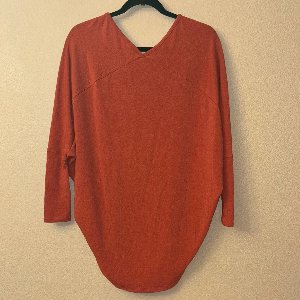 NEW! Jess Lea MEDIUM Rust V - Image 7