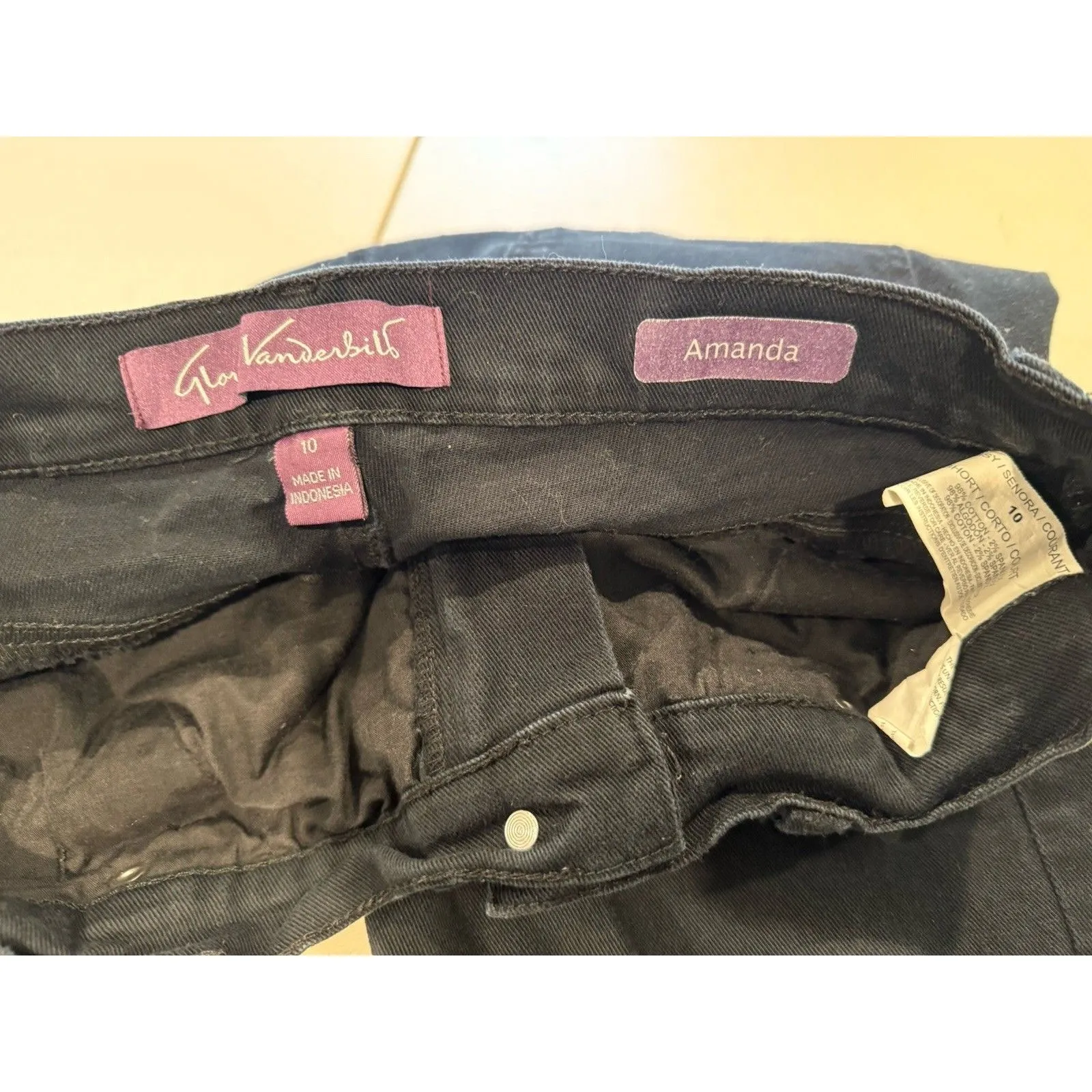 Gloria Vanderbilt Amanda Pants Womens 10 Black Straight Mid Rise Stretch Travel - Image 3