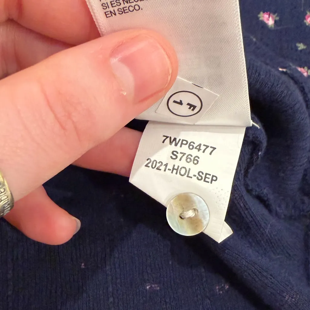 NWT Lucky Brand Dainty Rose Print Faux Button-Down Navy Shirt Large Twee Preppy - Image 11