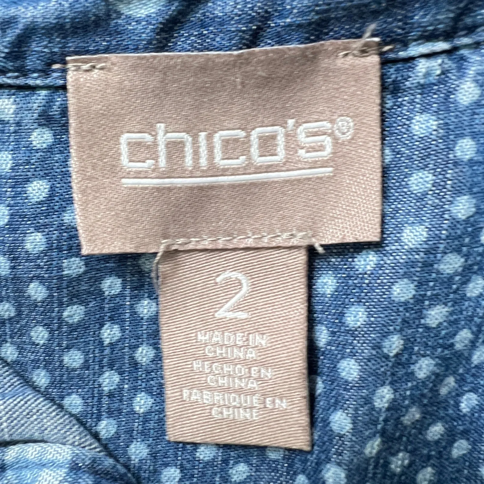 Chico's Blue Polka Dot Chambray Denim Button Down‎ Shirt Womens 2 Relaxed Fit - Image 4