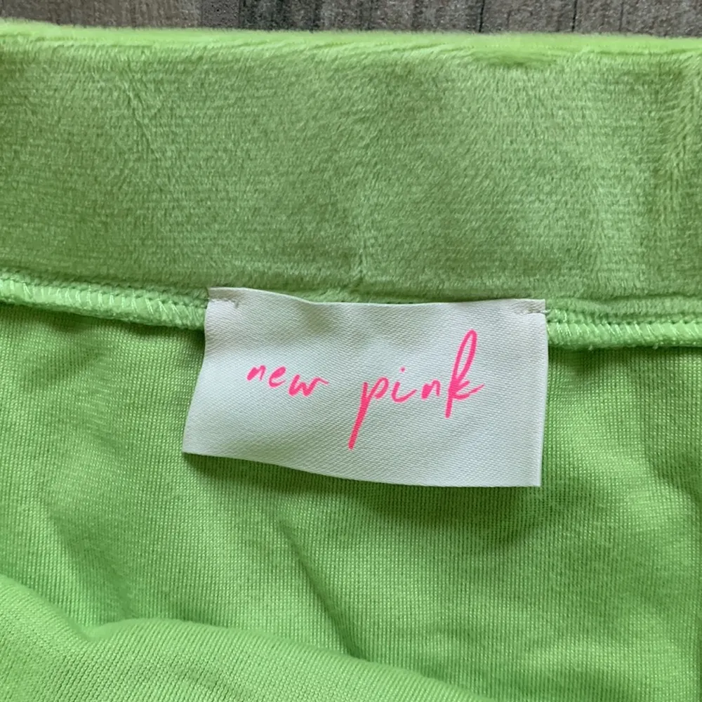 New pink neon green velour skirt Size M - Image 3
