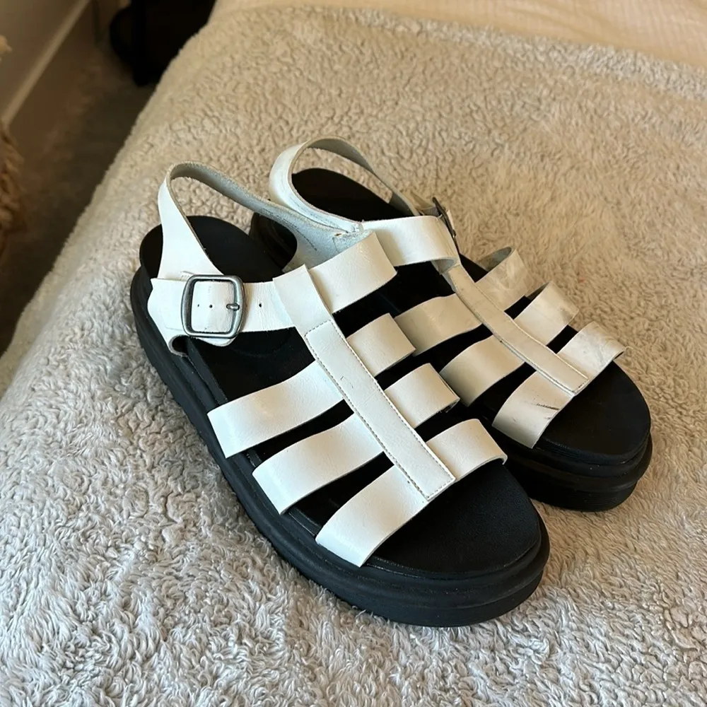Y2K Report Women's 9.5 Chunky Platform Strappy Sandals White Black Iconic Trendy - Image 11