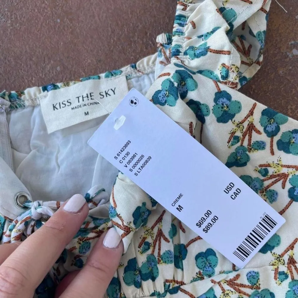 NWT kiss the sky dress - Image 3