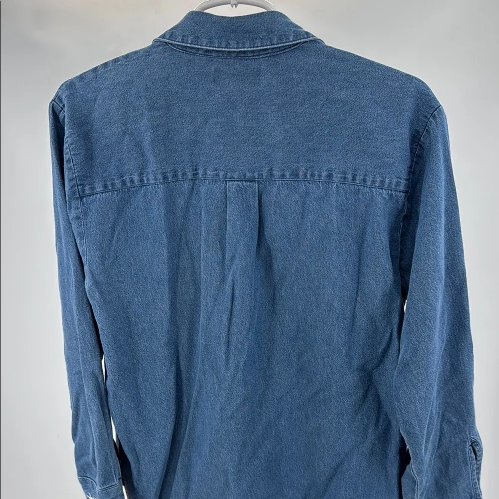 Karen Scott Blue Denim shirt winter scene snowman reindeer holiday M embroidered - Image 3