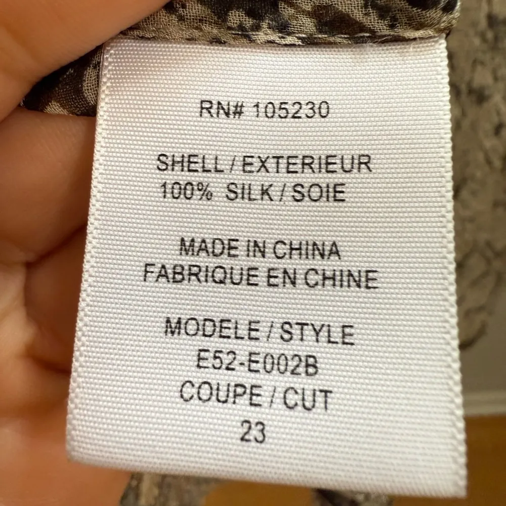 EQUIPMENT FEMME 100% Silk Python Print Button Up Blouse Semi Sheer Blouse Small - Image 8