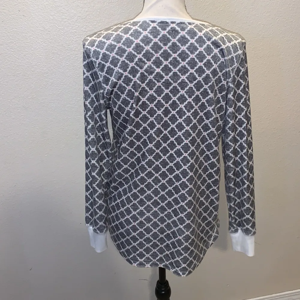 Nautica  super soft stretchy Long sleeve pajama top - Image 5