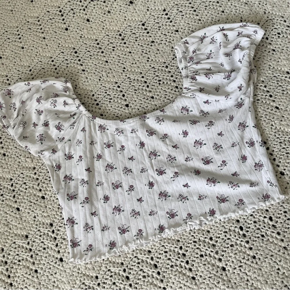 Urban Outfitters Pointelle Off-The-Shoulder Cropped Top White (Large) - Image 3